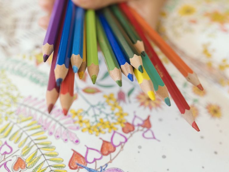 Ausmalbild für Erwachsene mit Buntstiften